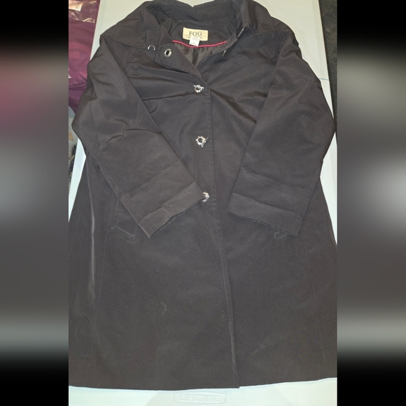 London Fog Black Trench Coat - Picture 1 of 5